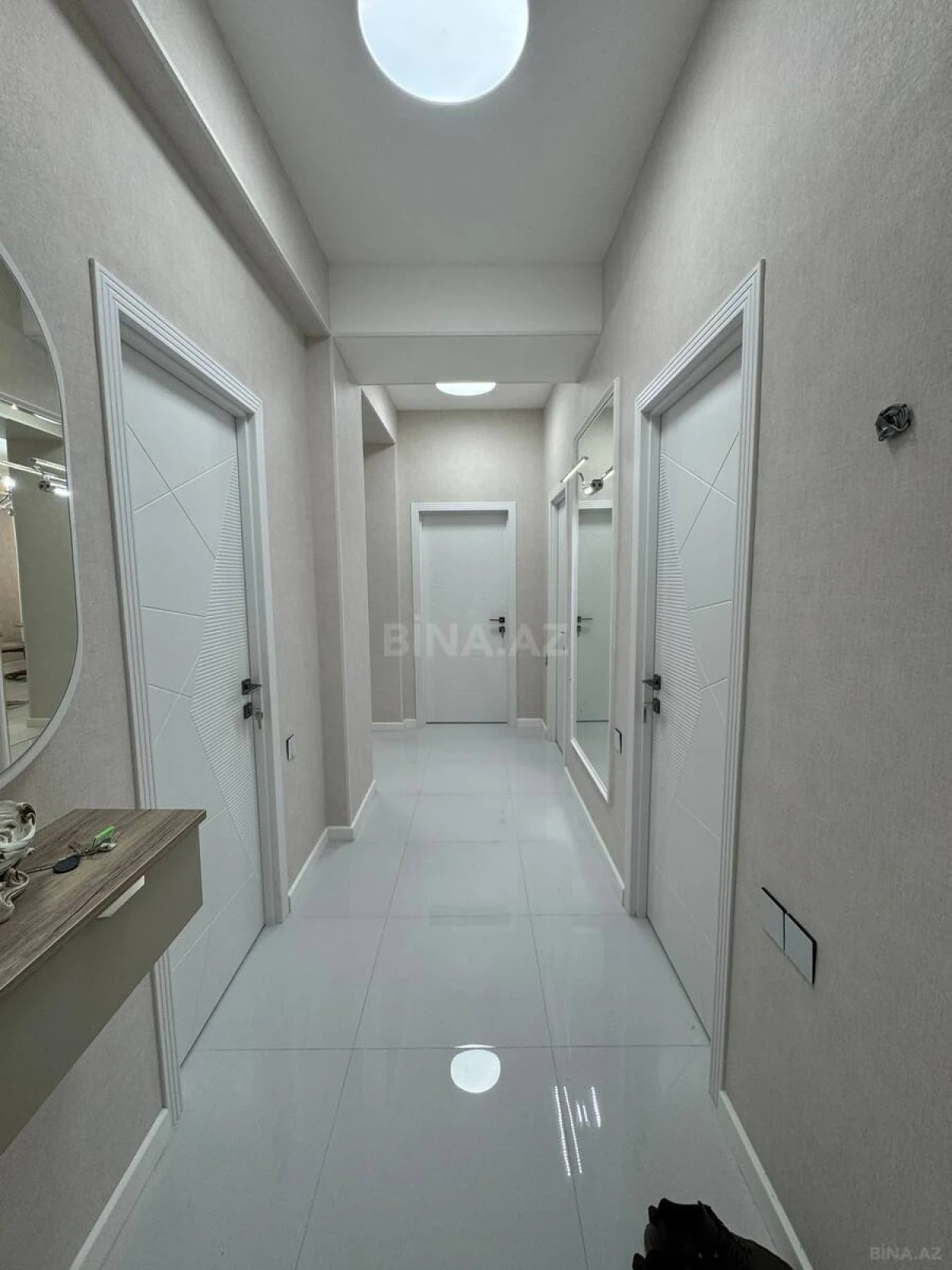 Satılır 2 otaqlı mənzil 72 m²