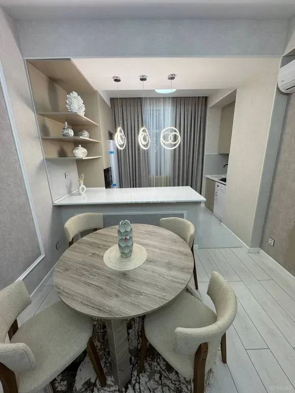 Satılır 2 otaqlı mənzil 72 m²