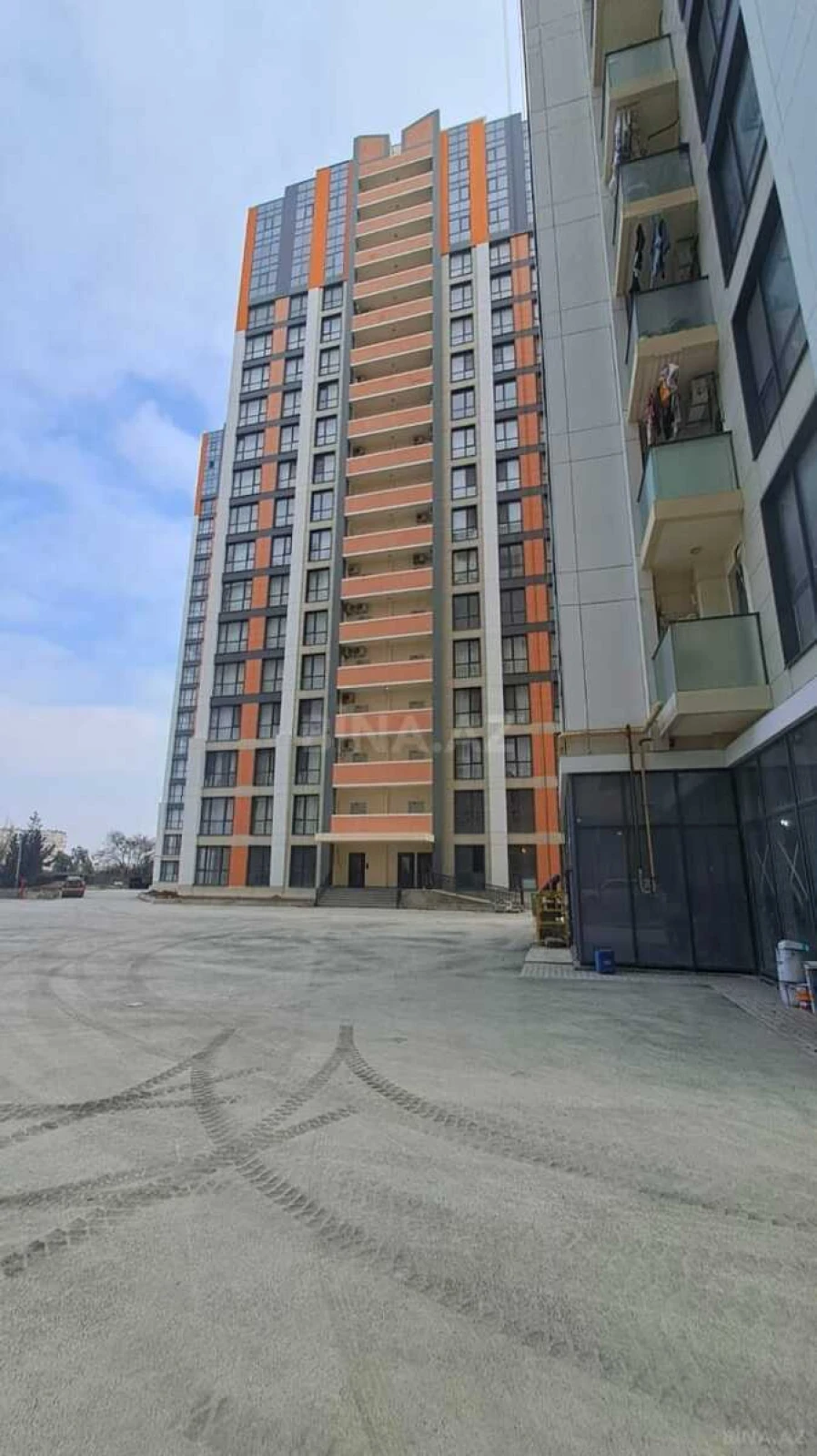 Kirayə verilir 3 otaqlı mənzil 85 m²