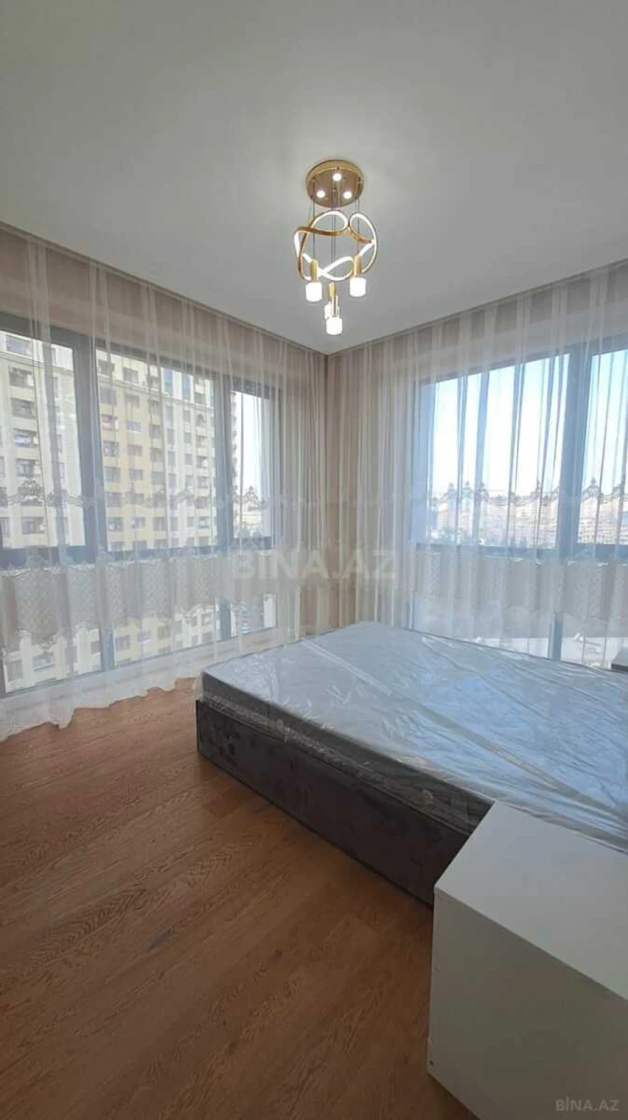 Kirayə verilir 3 otaqlı mənzil 85 m²