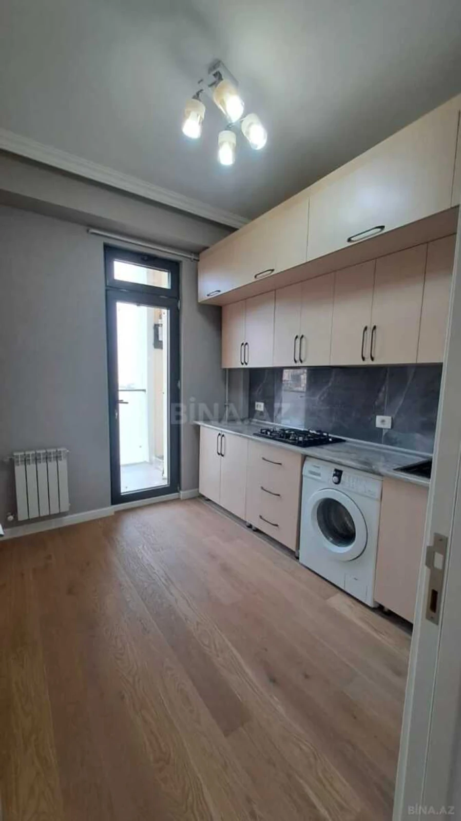 Kirayə verilir 3 otaqlı mənzil 85 m²