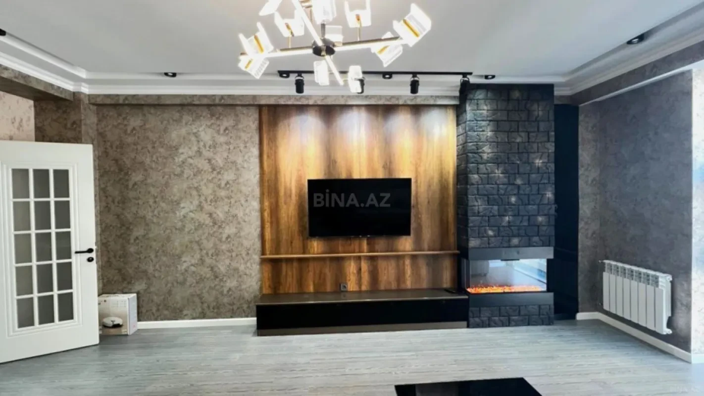Kirayə verilir 3 otaqlı mənzil 120 m²