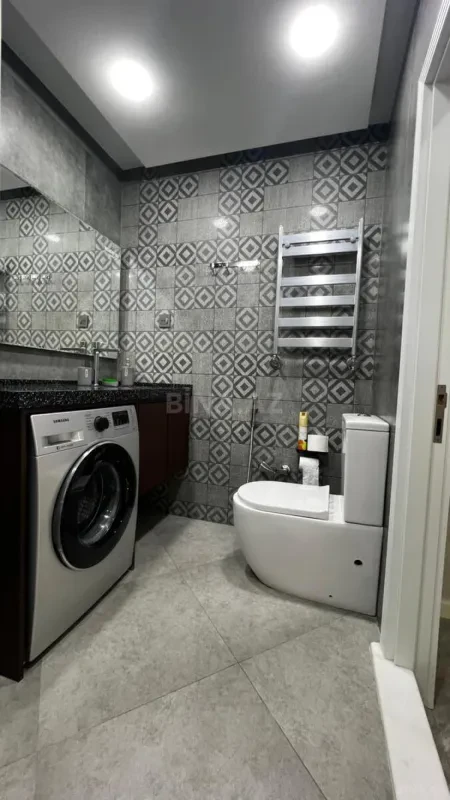 Kirayə verilir 3 otaqlı mənzil 120 m²