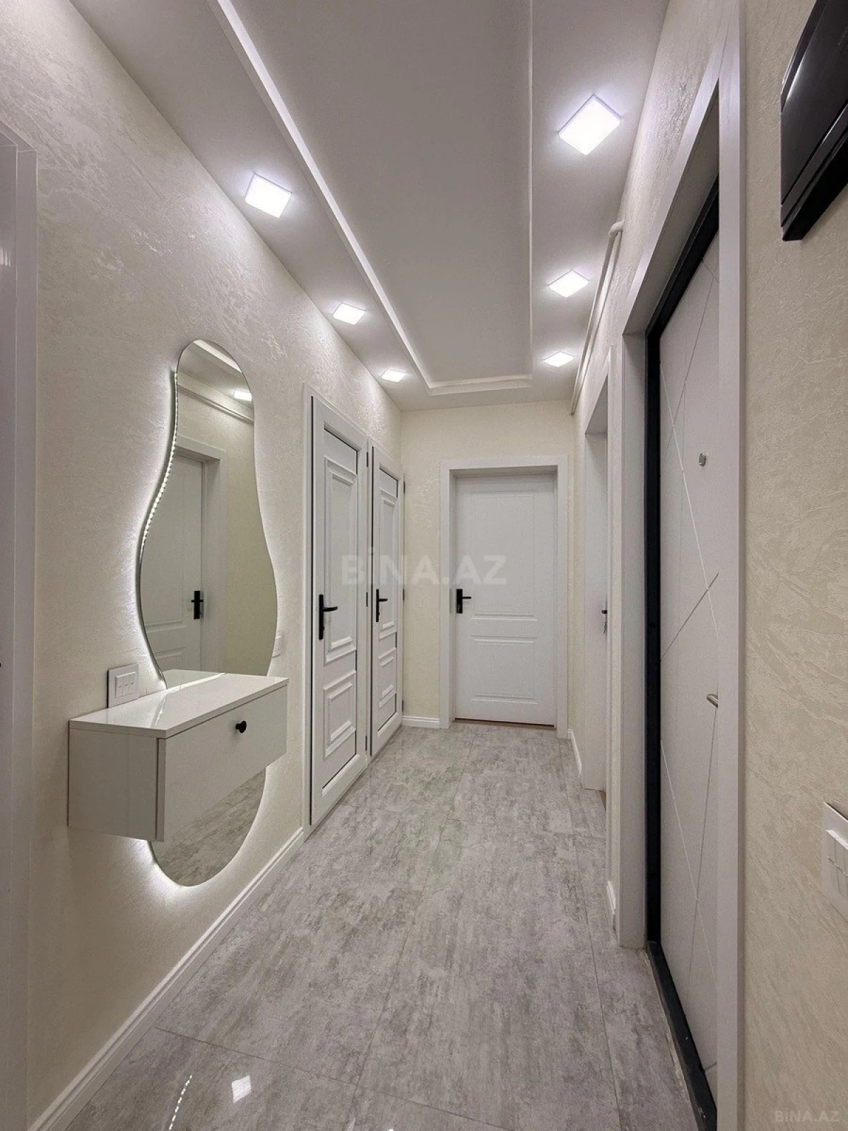 Satılır 3 otaqlı mənzil 65 m²