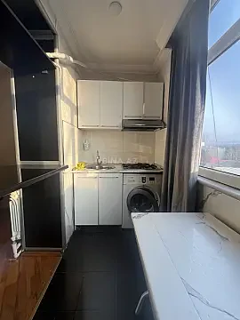 Satılır 3 otaqlı mənzil 63 m²