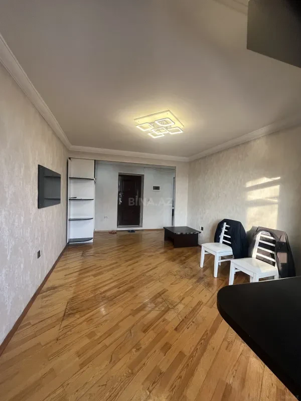 Satılır 3 otaqlı mənzil 63 m²