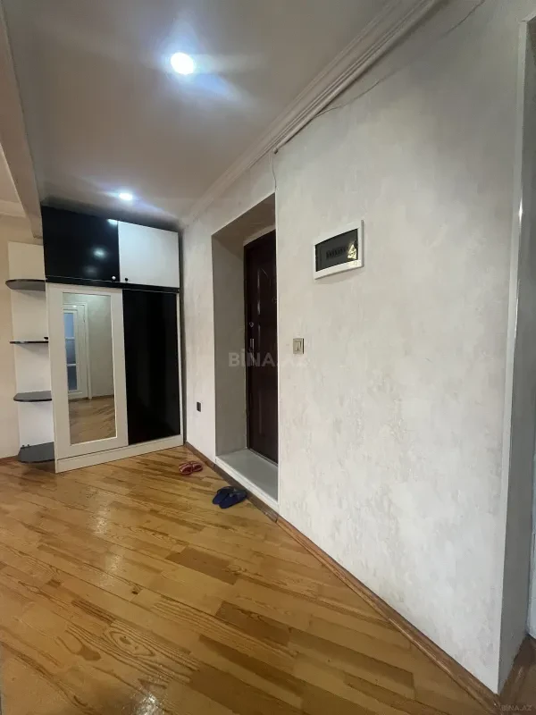 Satılır 3 otaqlı mənzil 63 m²