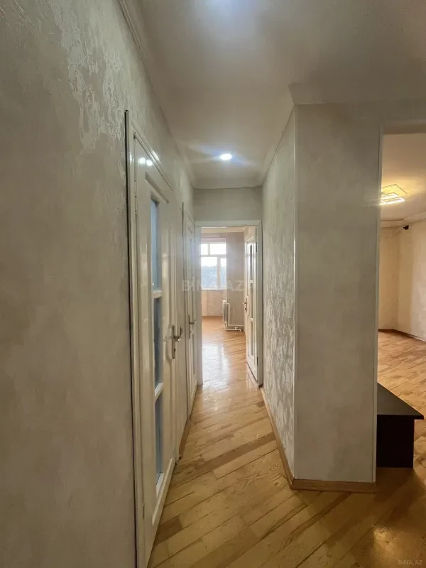 Satılır 3 otaqlı mənzil 63 m²