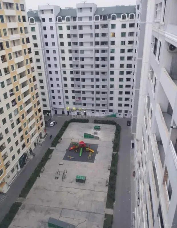 Kirayə verilir 3 otaqlı mənzil 108 m²