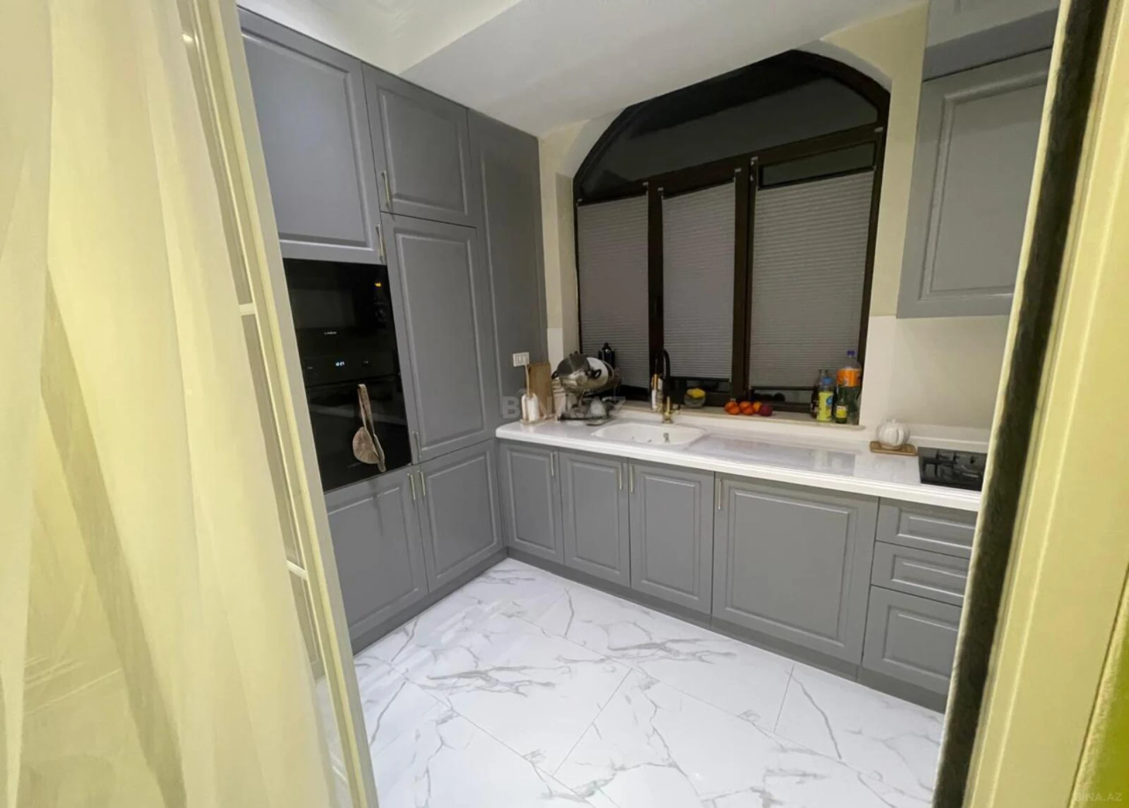 Kirayə verilir 3 otaqlı mənzil 108 m²