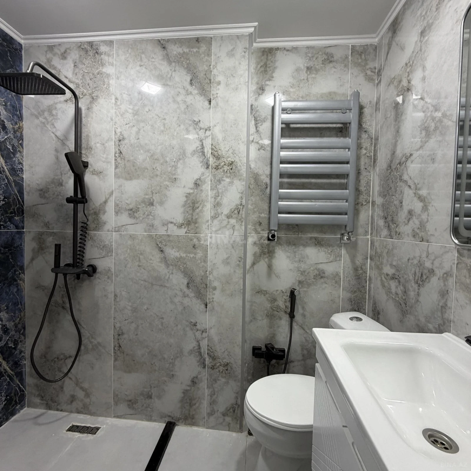 Satılır 2 otaqlı mənzil 40 m²