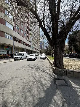 Satılır obyekt 37 m²
