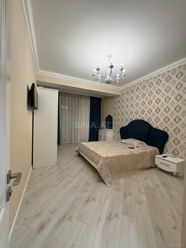 Kirayə verilir 3 otaqlı mənzil 105 m²