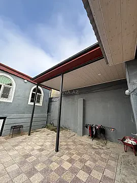 Satılır 5 otaqlı həyət evi 150 m²