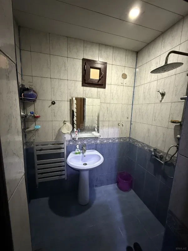 Satılır 5 otaqlı həyət evi 150 m²