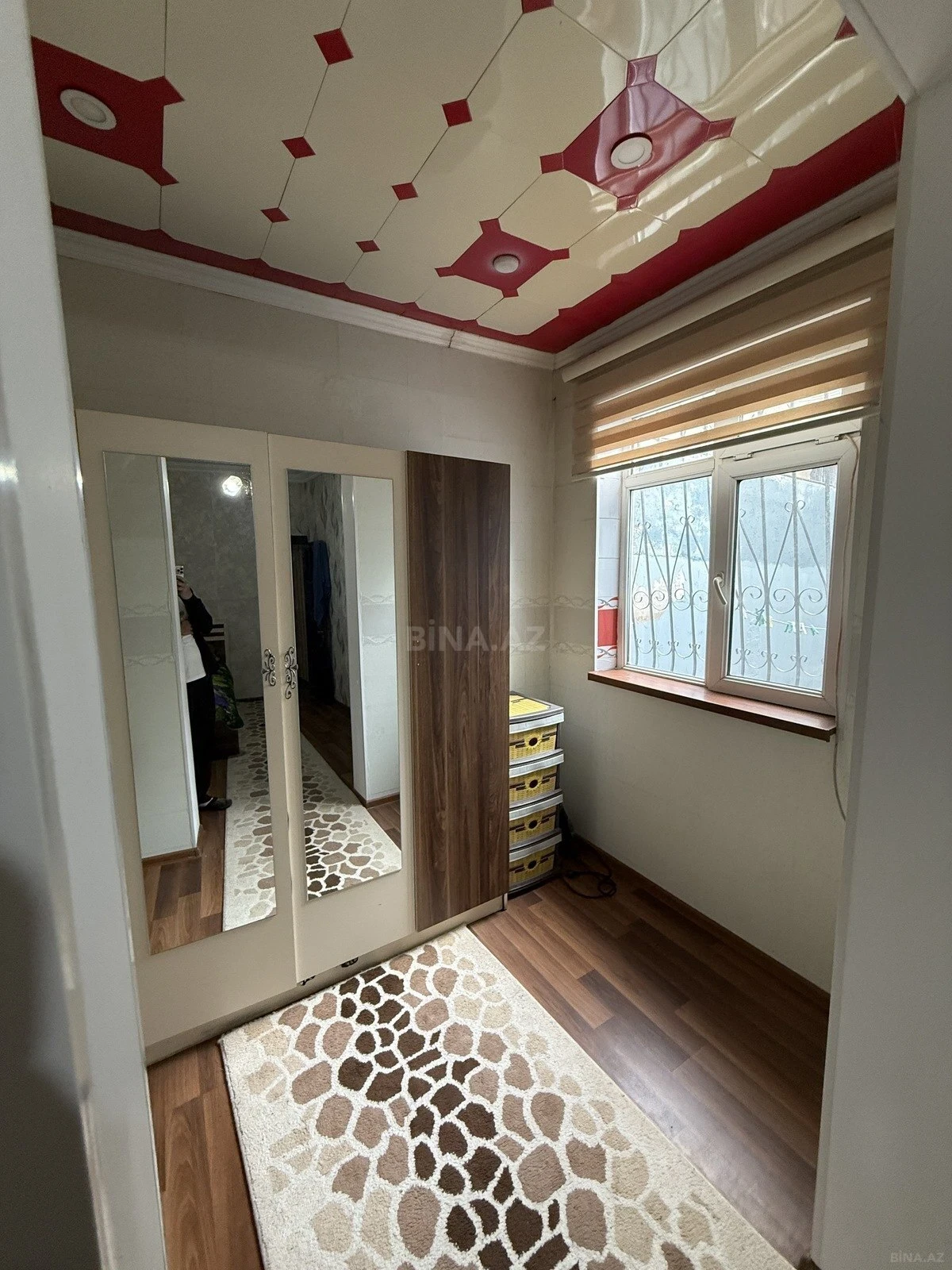 Satılır 5 otaqlı həyət evi 150 m²