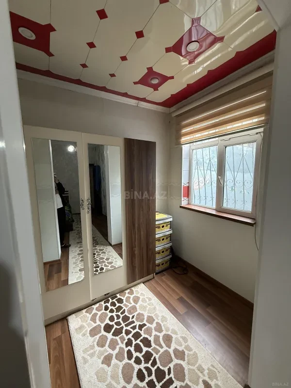 Satılır 5 otaqlı həyət evi 150 m²