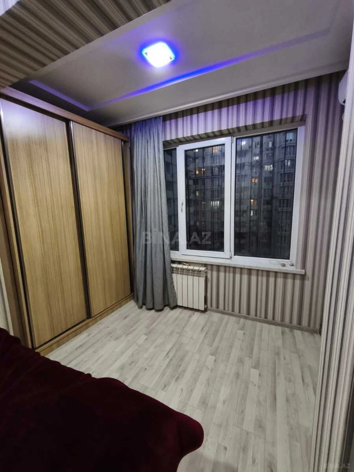 Satılır 2 otaqlı mənzil 67 m²