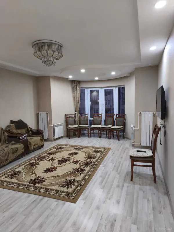 Satılır 2 otaqlı mənzil 67 m²