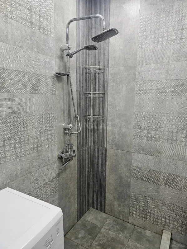 Kirayə verilir 2 otaqlı mənzil 55 m²