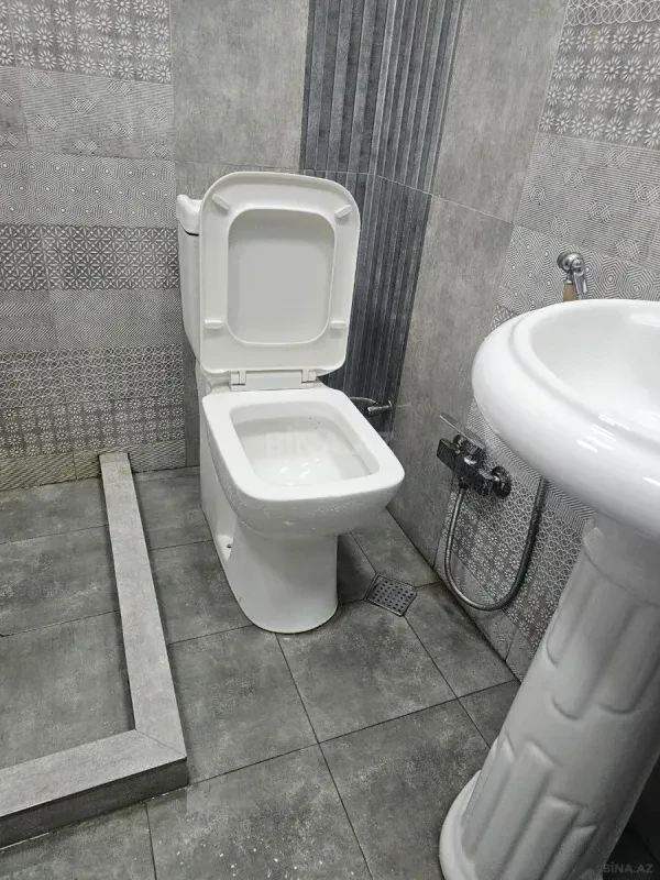 Kirayə verilir 2 otaqlı mənzil 55 m²
