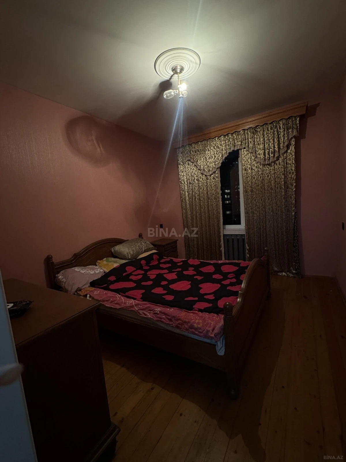 Kirayə verilir 2 otaqlı mənzil 66 m²