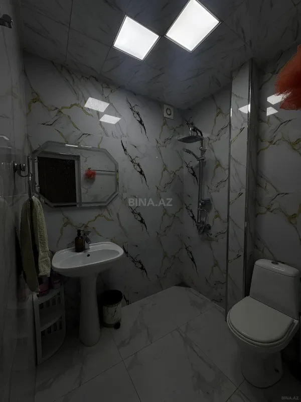 Kirayə verilir 2 otaqlı mənzil 66 m²