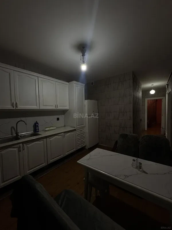 Kirayə verilir 2 otaqlı mənzil 66 m²