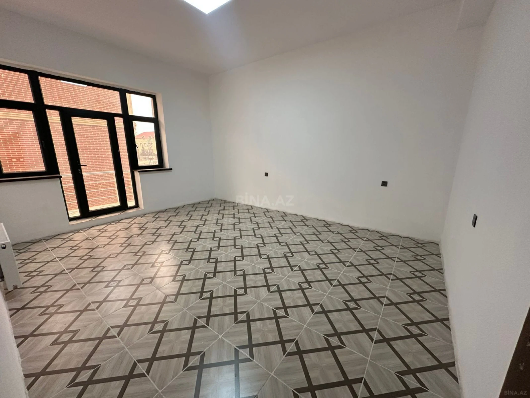 Kirayə verilir obyekt 1000 m²
