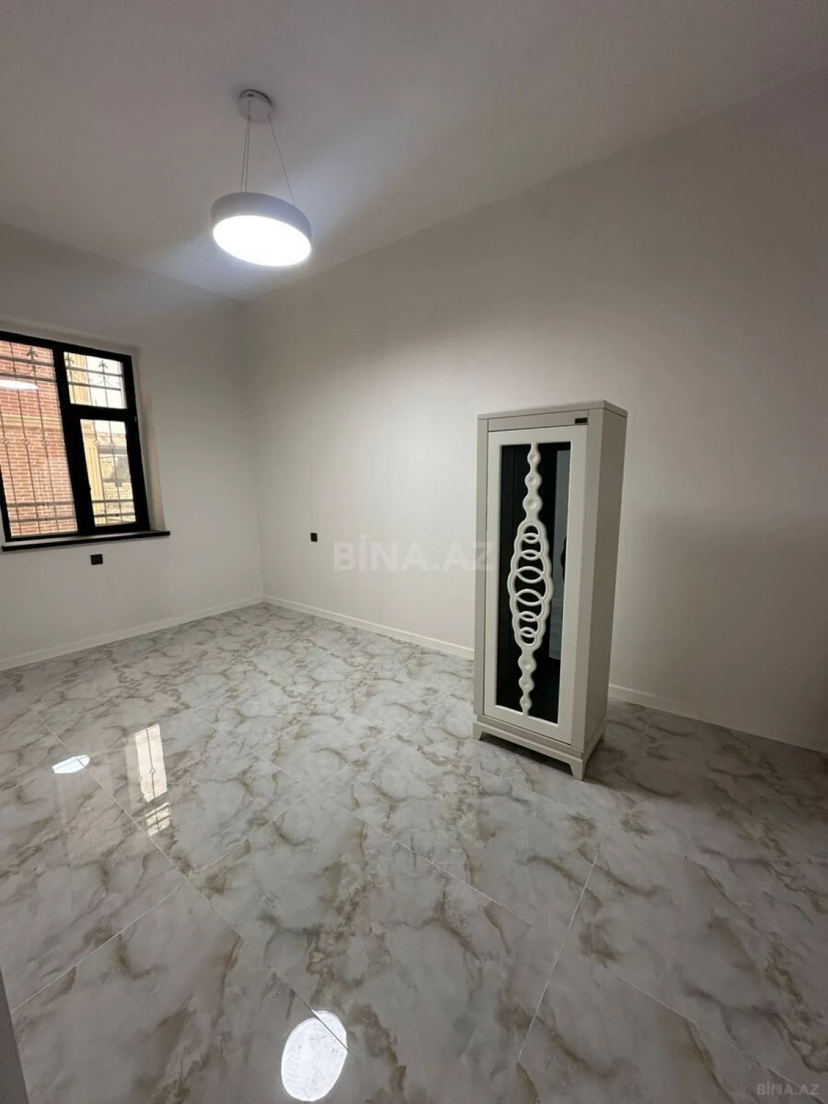 Kirayə verilir obyekt 1000 m²