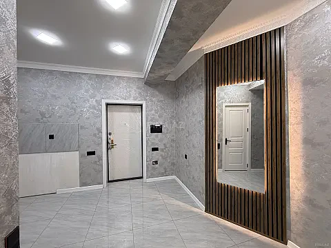 Satılır 2 otaqlı mənzil 58 m²
