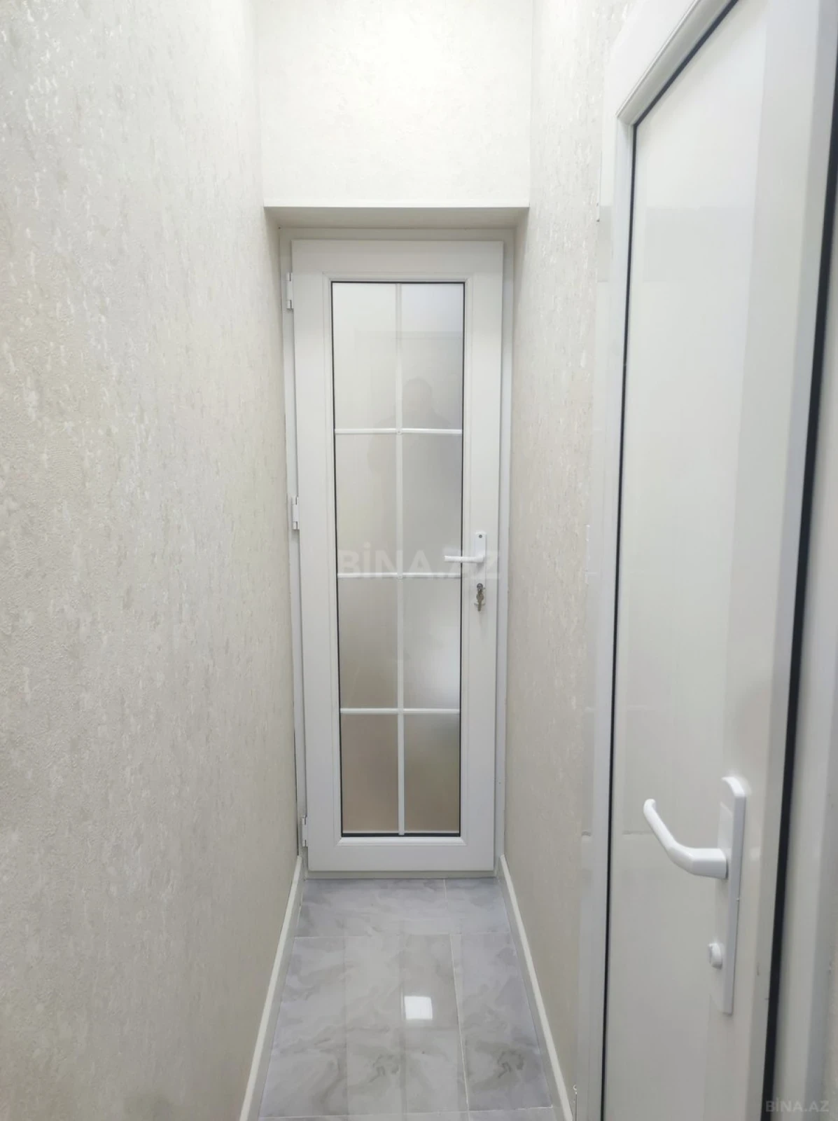 Kirayə verilir 2 otaqlı mənzil 30 m²