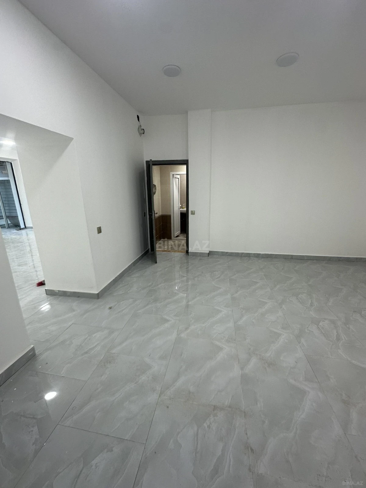 Kirayə verilir obyekt 70 m²