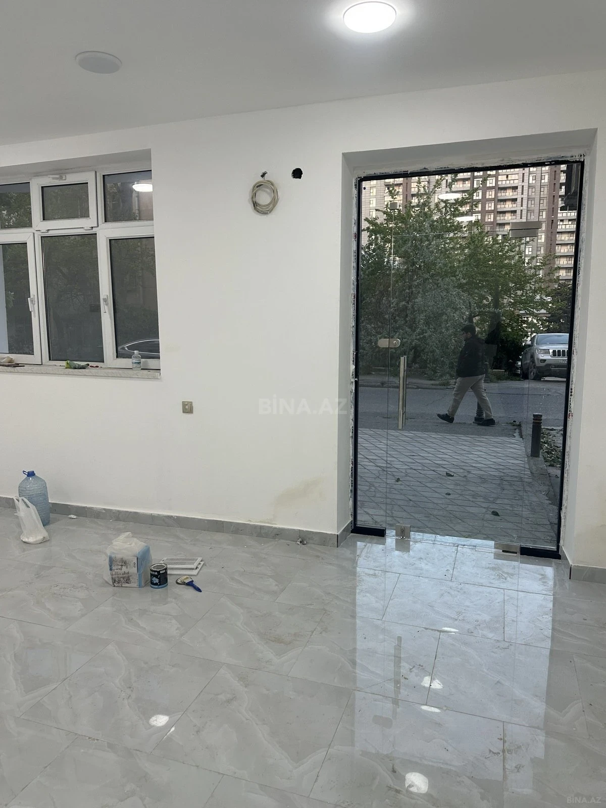 Kirayə verilir obyekt 70 m²