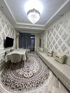 Kirayə verilir 4 otaqlı mənzil 120 m²