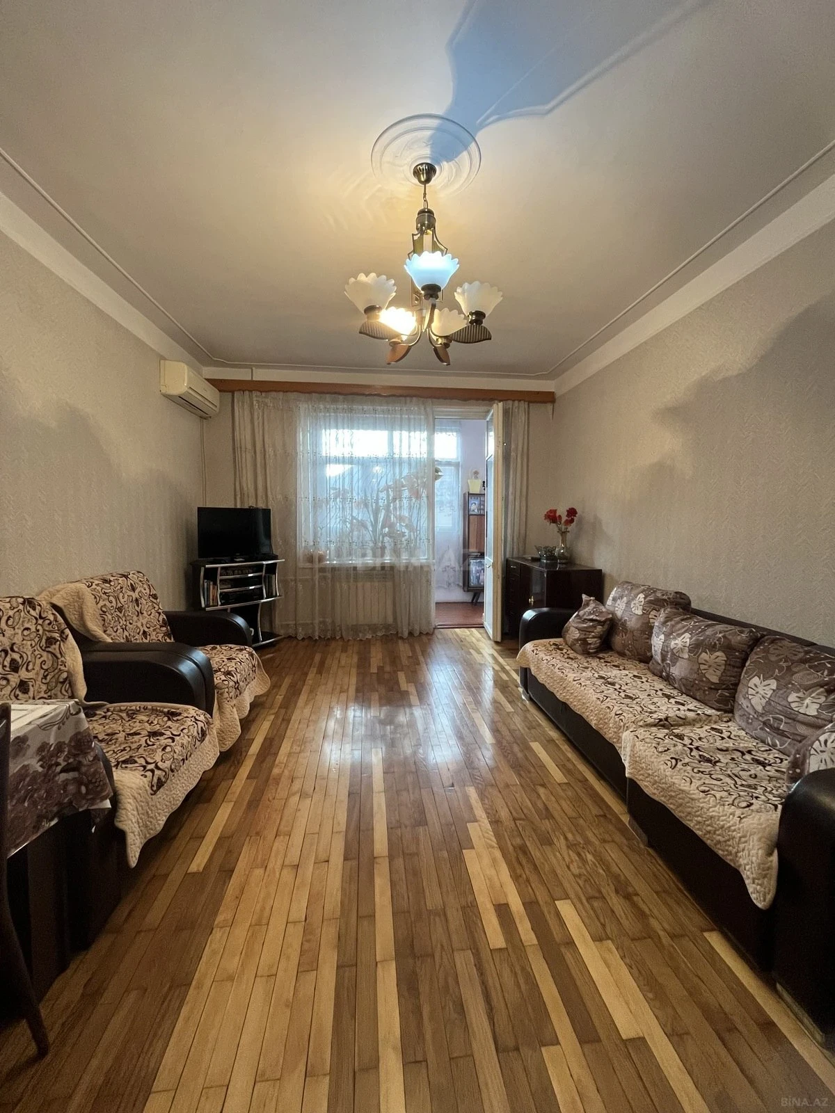 Satılır 4 otaqlı mənzil 103 m²