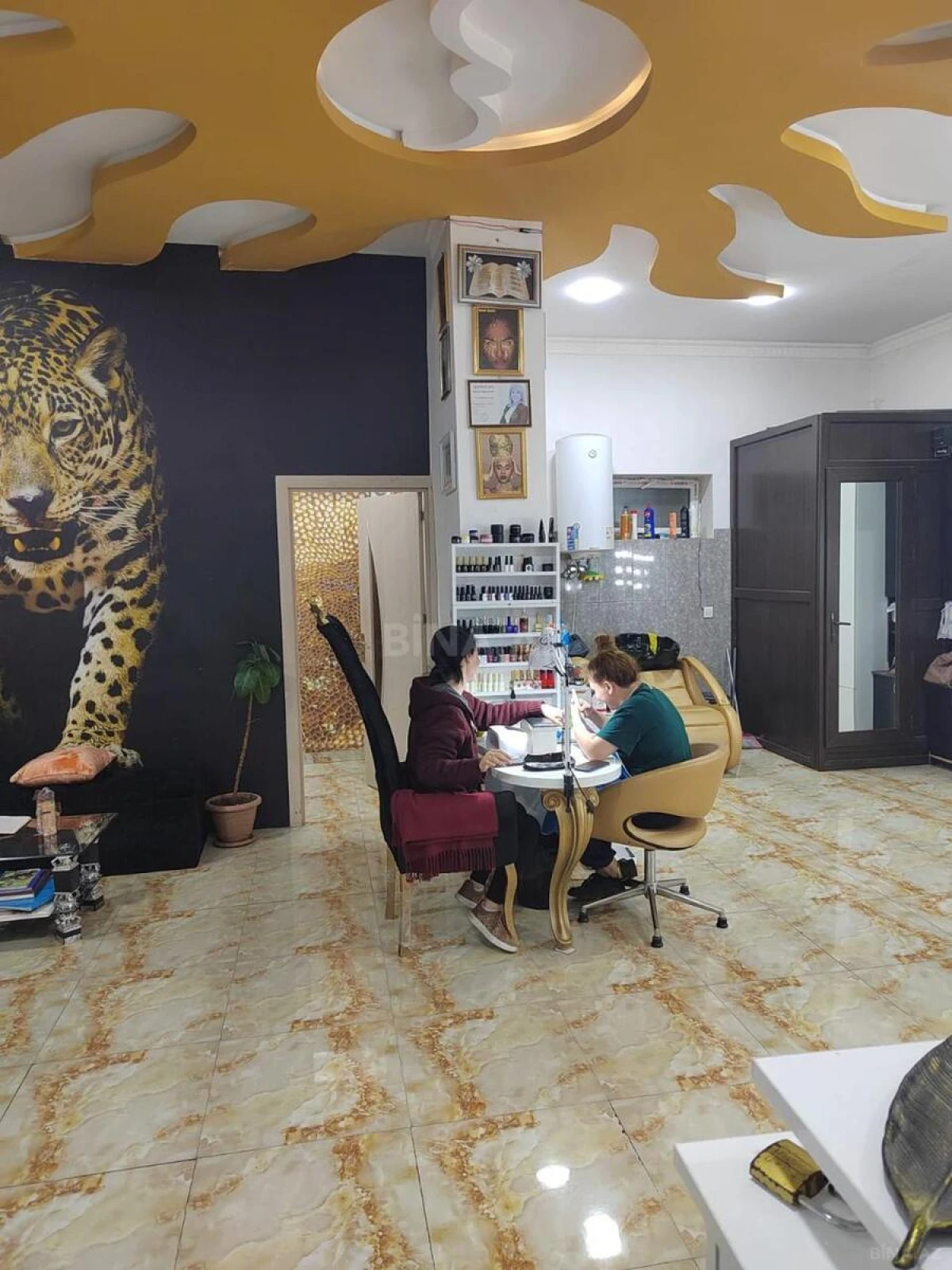 Satılır obyekt 75 m²