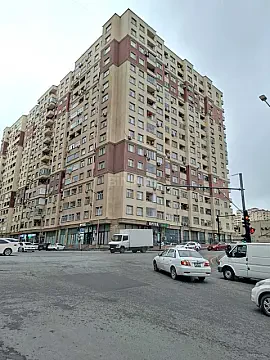 Satılır 3 otaqlı mənzil 153 m² — Bakı 3 otaq 153.00 m²