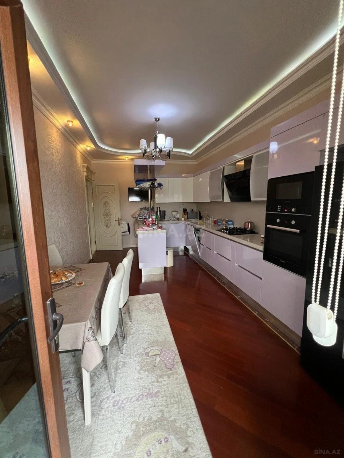 Satılır 3 otaqlı mənzil 150 m²