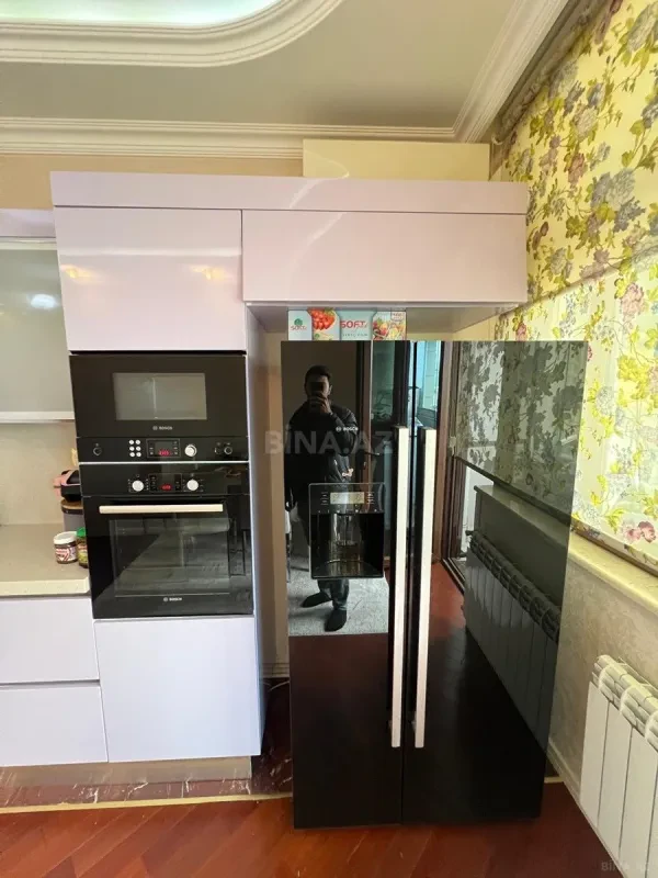 Satılır 3 otaqlı mənzil 150 m²