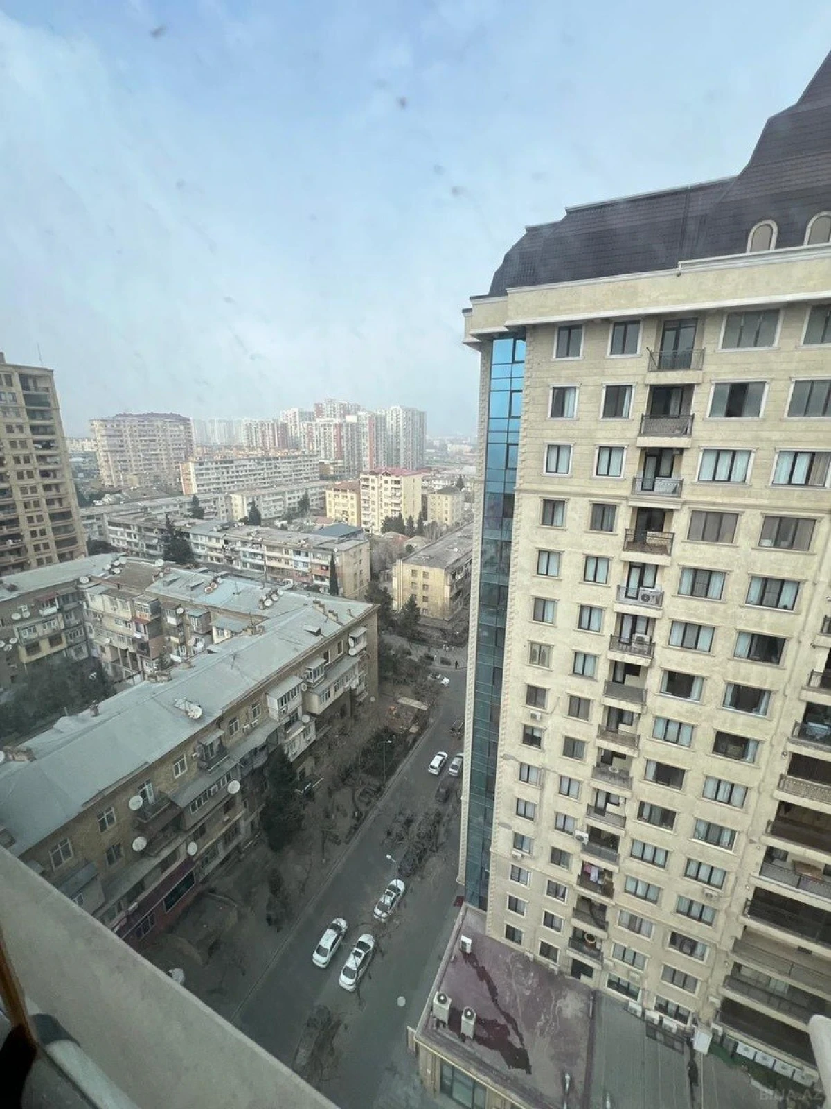 Satılır 3 otaqlı mənzil 150 m²