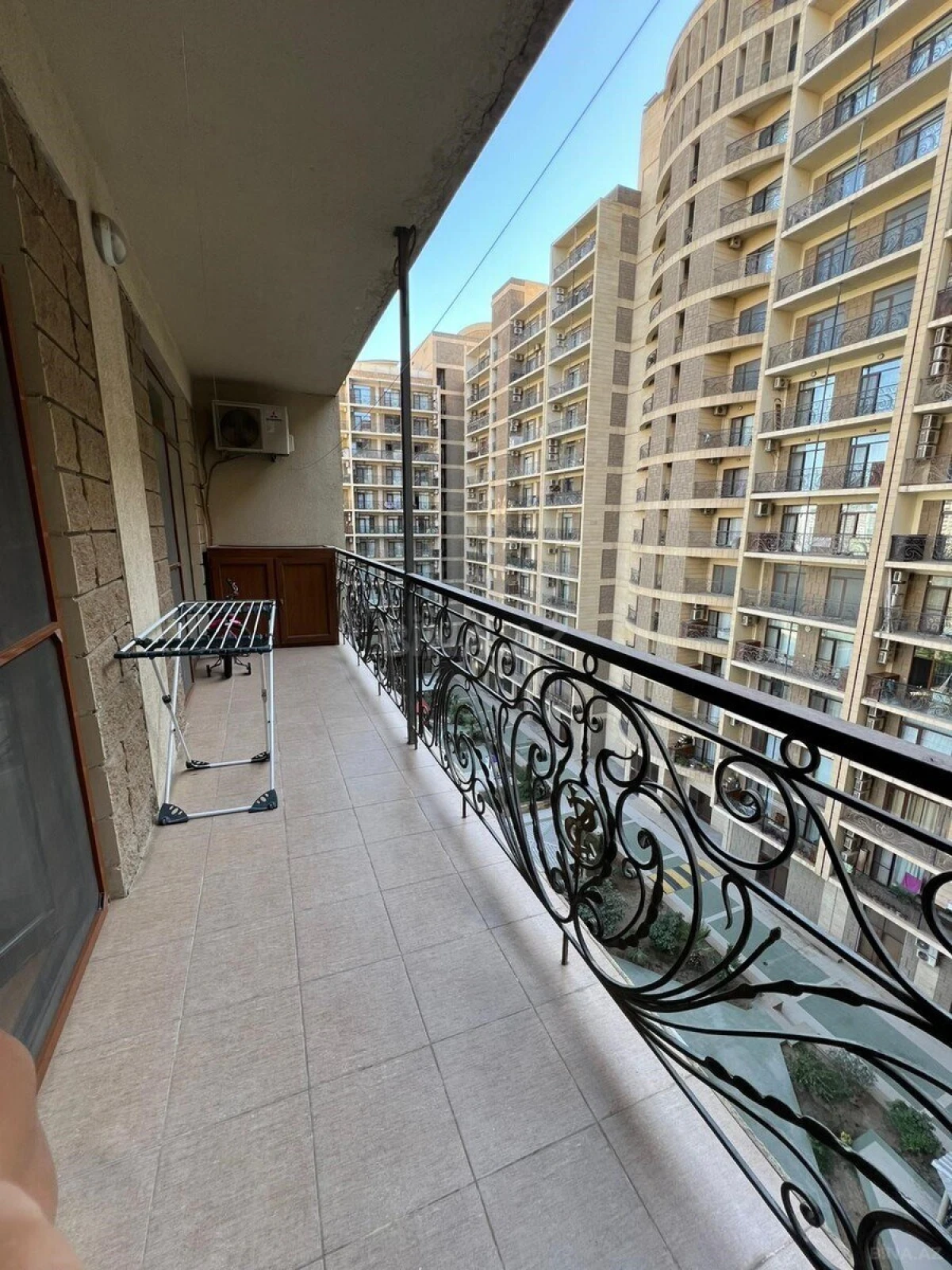 Kirayə verilir 3 otaqlı mənzil 140 m²