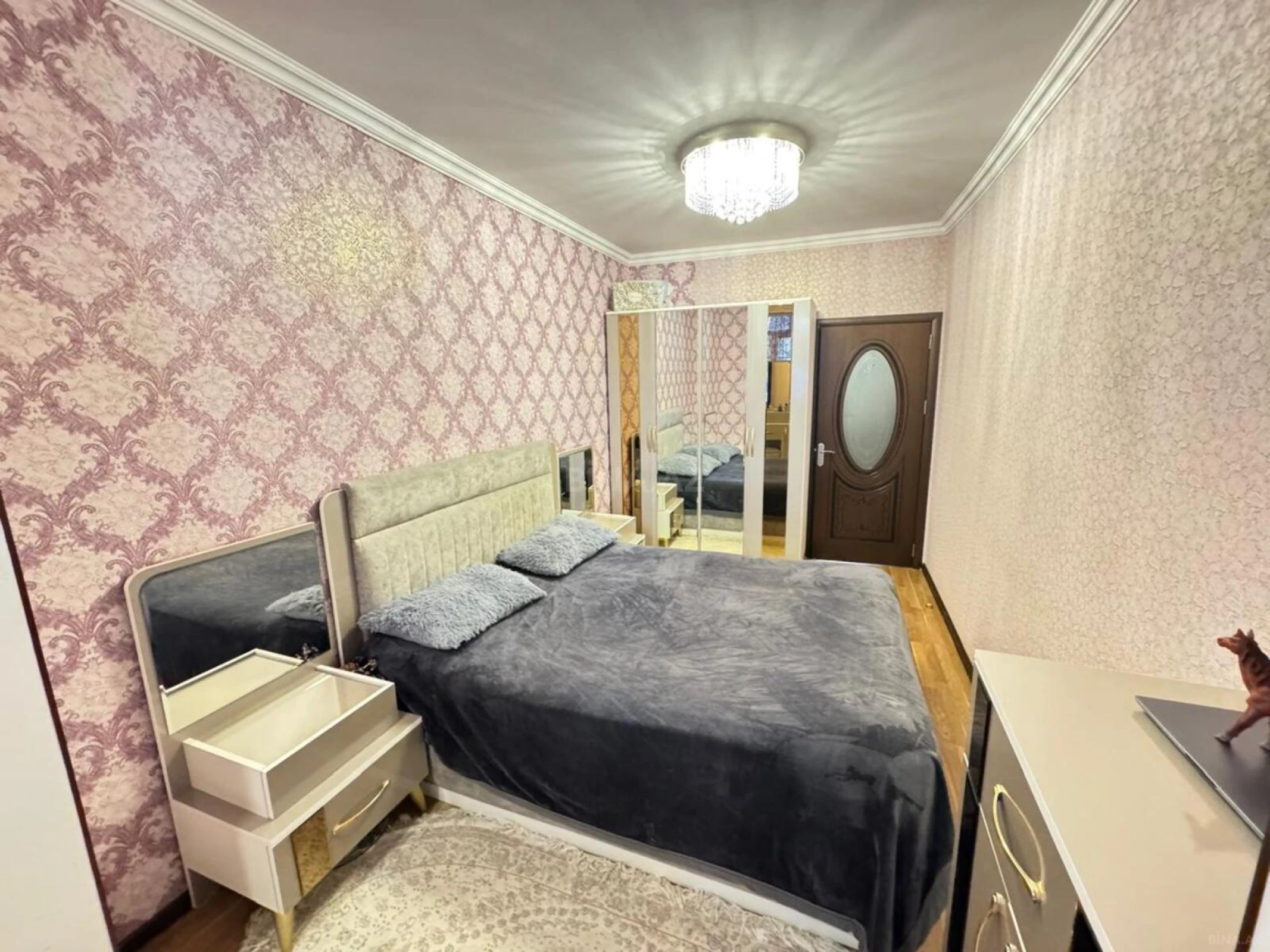 Satılır 4 otaqlı mənzil 85 m²