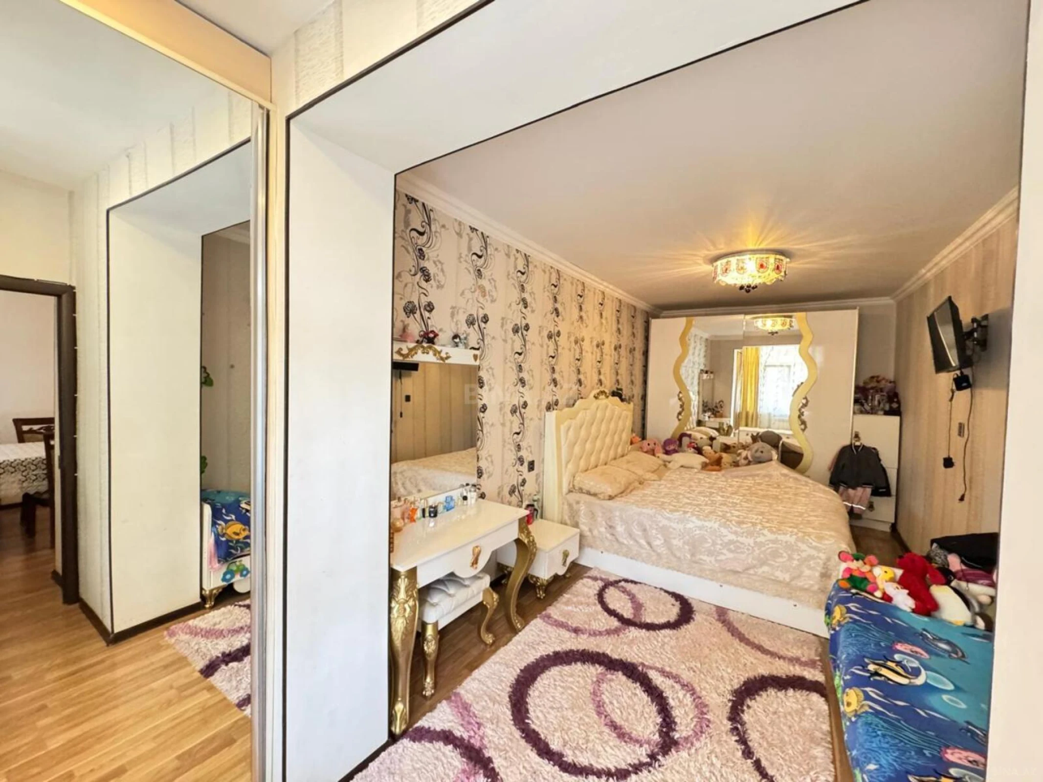 Satılır 4 otaqlı mənzil 85 m²