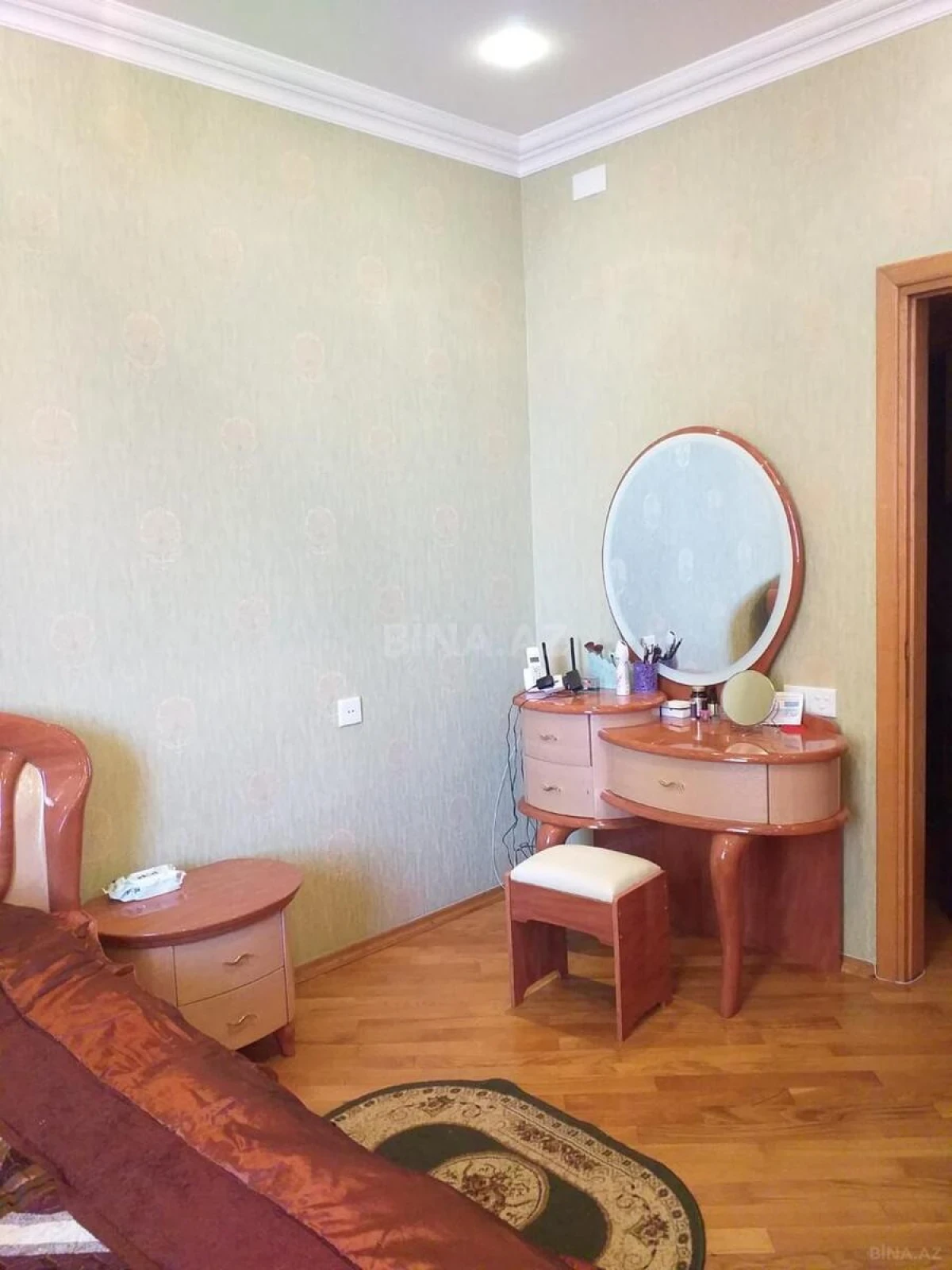 Kirayə verilir 2 otaqlı mənzil 76 m²