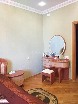 Kirayə verilir 2 otaqlı mənzil 76 m²
