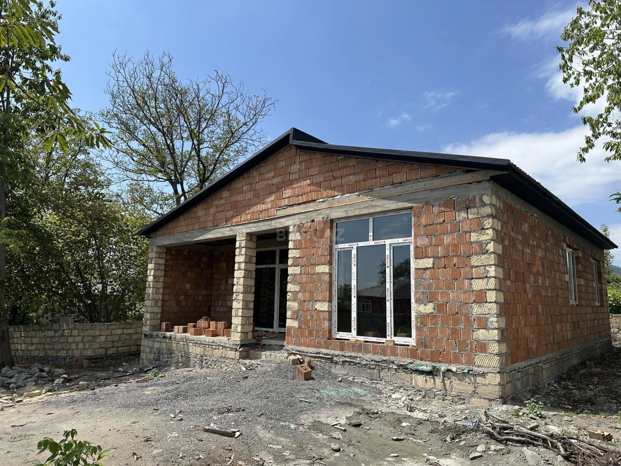 Satılır 4 otaqlı həyət evi 130 m²