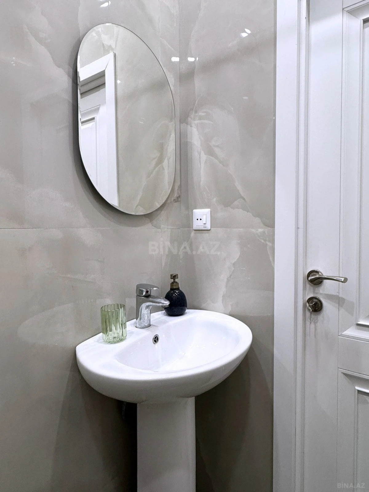 Kirayə verilir 2 otaqlı mənzil 40 m²