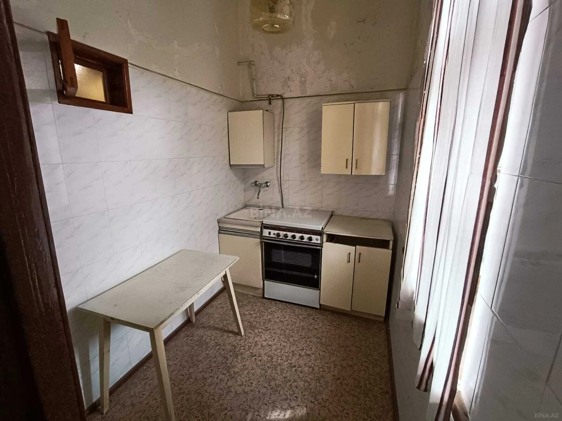 Satılır 2 otaqlı mənzil 60 m²