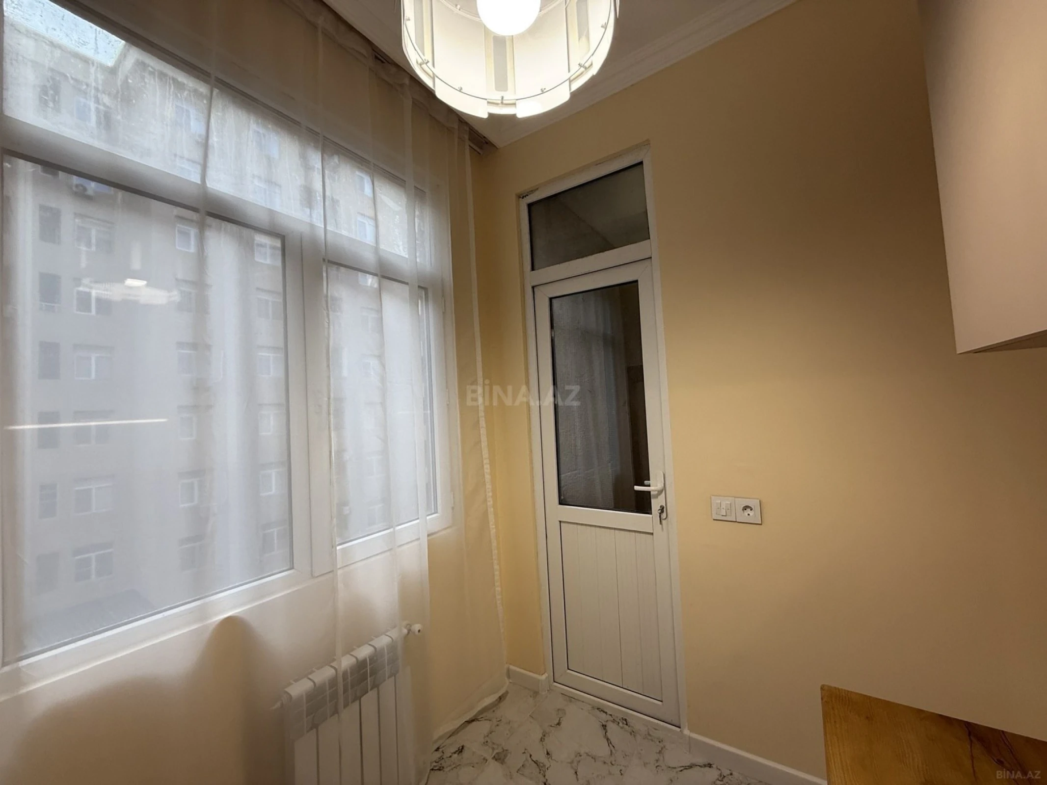 Satılır 3 otaqlı mənzil 74 m²